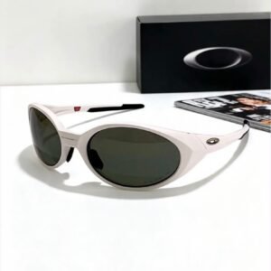 Eye Jacket